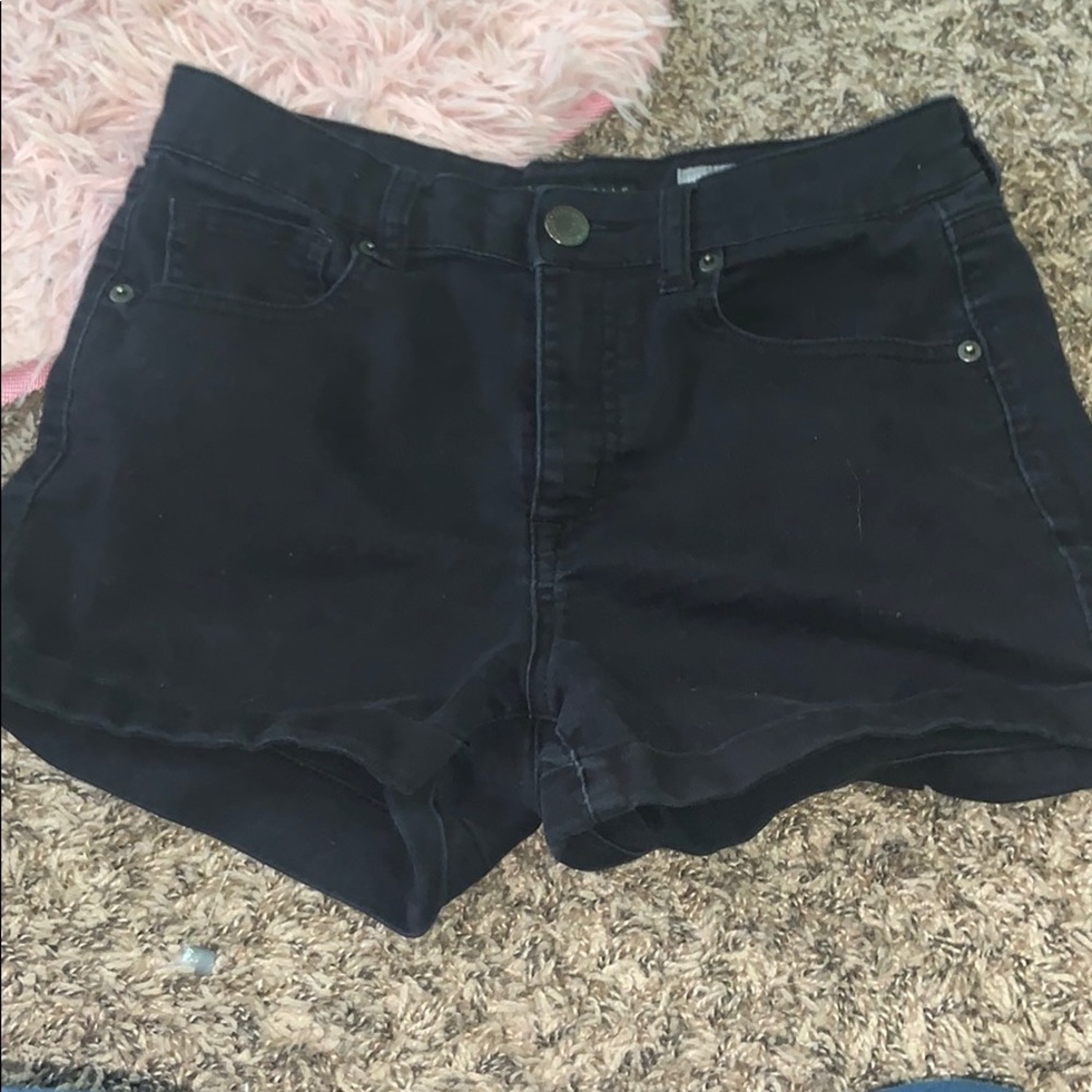 Aeropostale black high wasted midi shorts